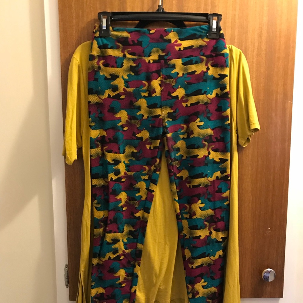 Lularoe perfect tee and dachshund leggings